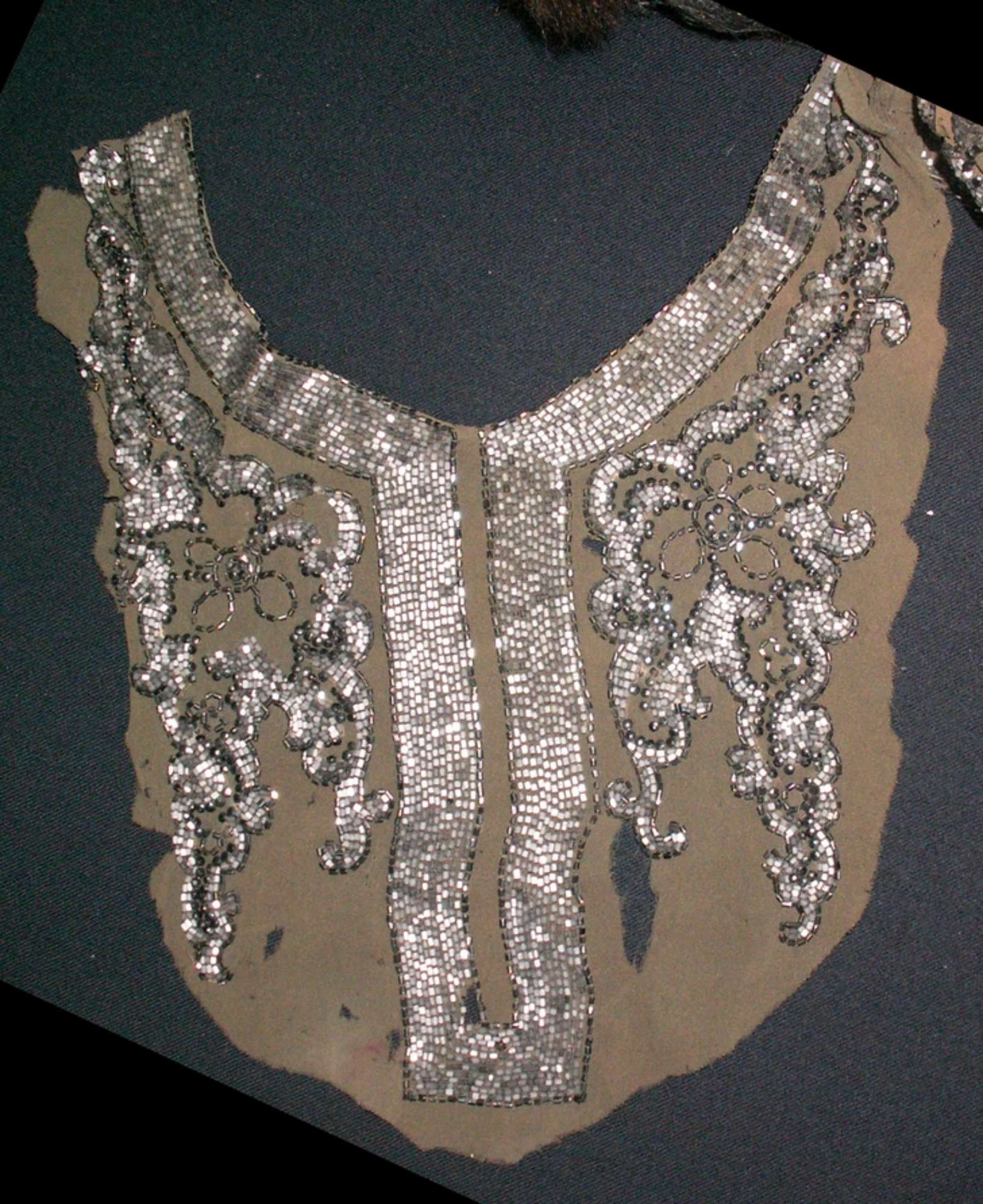 Stola prima del restauro